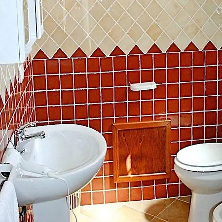 Residenza Pierre Et Badus Апарт-отель Бадеси
