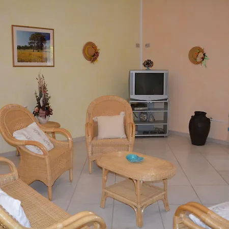 Residenza Pierre Et Badus Apartmanhotel 3*